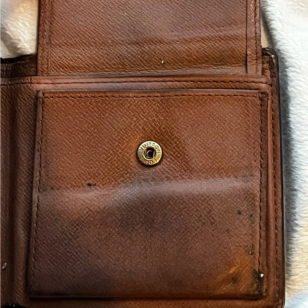 Authentic Vintage Louis Vuitton Monogram Bi-Fold Wallet